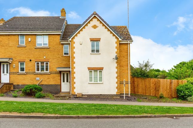 Thumbnail End terrace house for sale in Windsor Road, Rushden, Northamptonshire
