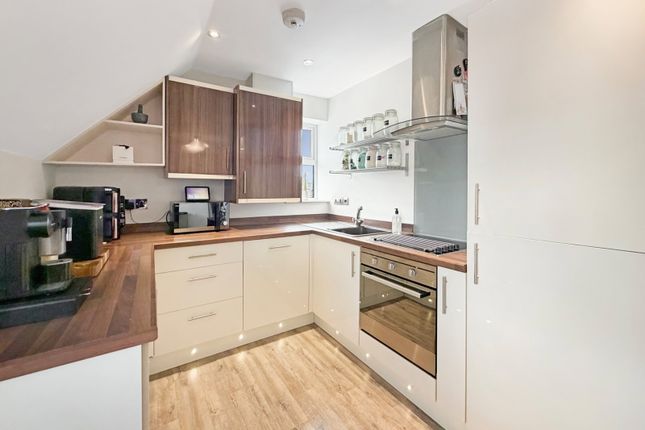 Rose Court, 2a,Flat 7, Fobbing Road, Stanford-le-hope photo 3
