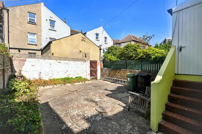 7, West Terrace, Eastbourne photo 4