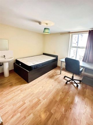 Rooms, 7, Talbot Road, Manchester photo 5