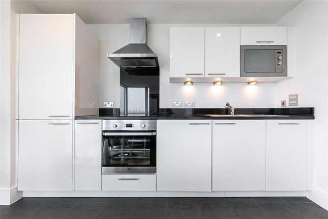 Flat 1105, Distillery Tower, London photo 2