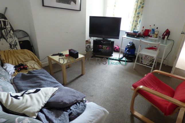 Terraced house to rent in Rydal Street, Leicester