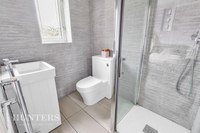 En Suite Shower Room