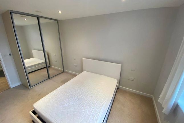 Flat 6, Castle Point, 8, Castle Boulevard, Nottinghamshire photo 5