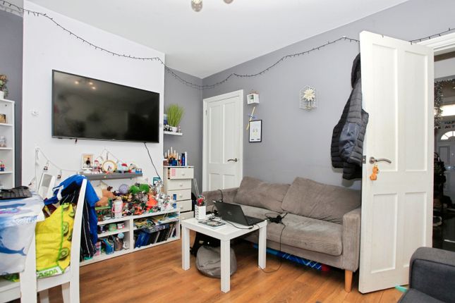 42, Whitsed Street, Eastfield, Peterborough photo 3