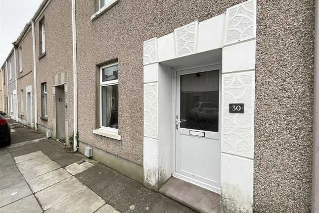 30, Caroline Street, Llanelli photo 2