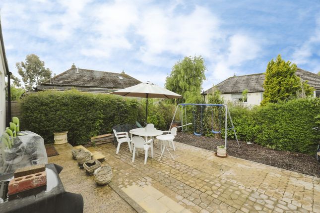 3, Deanswood Place, Leeds photo 3