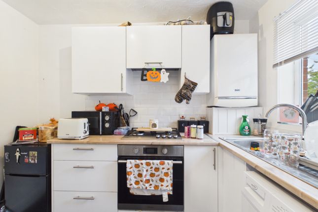 7, Anselm Court, Telford photo 3