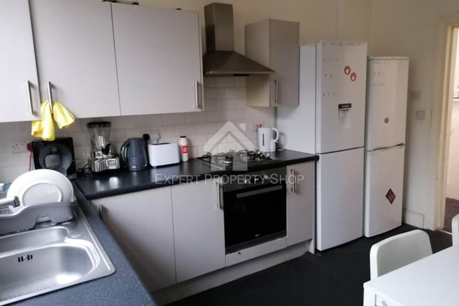 Room 3, Watson Road, Worksop photo 4