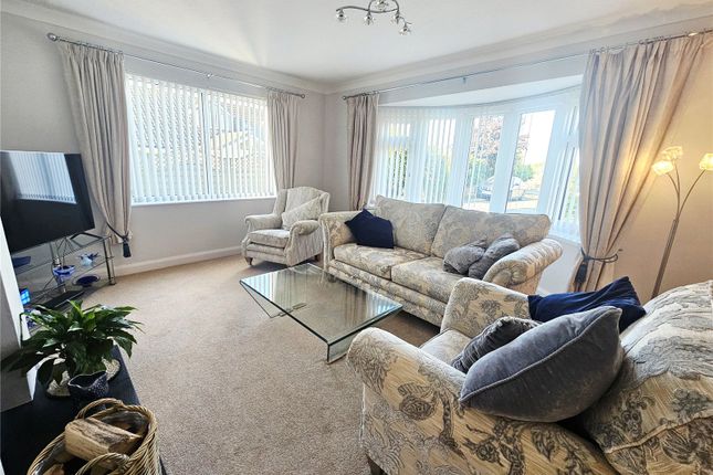 8, Winder Garth, Carnforth photo 3