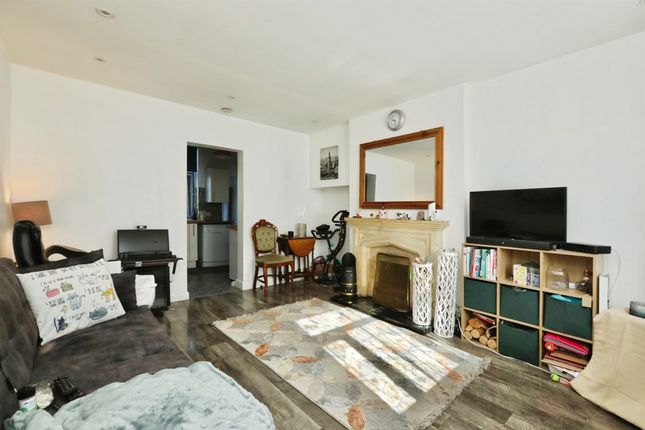 207, The Avenue, Doncaster photo 2