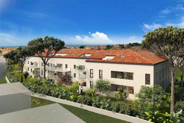 Thumbnail Apartment for sale in Pl. Des Marocains, 34340 Marseillan, France