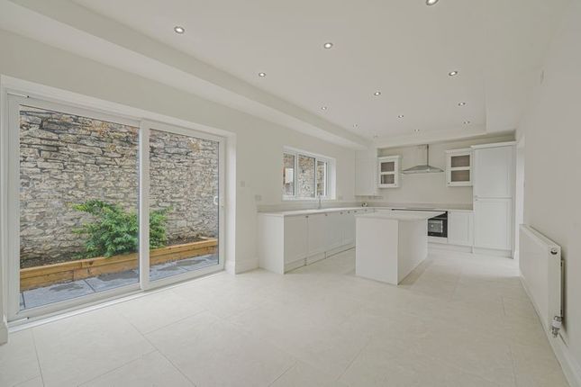 63, Lewis Road, Neath photo 5