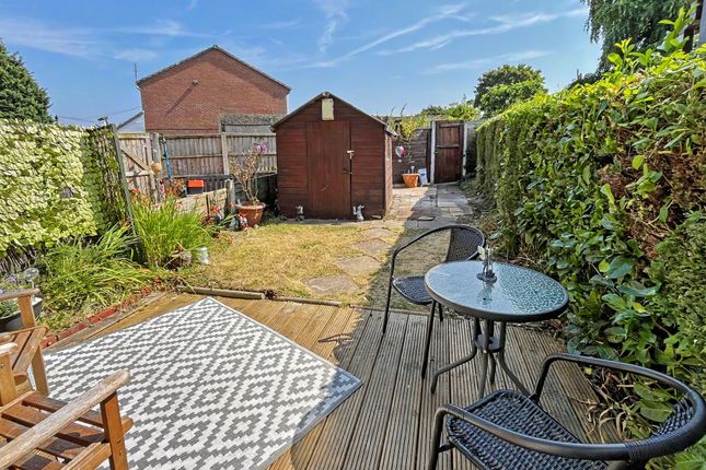 38 Mode Hill Lane, Manchester photo 2