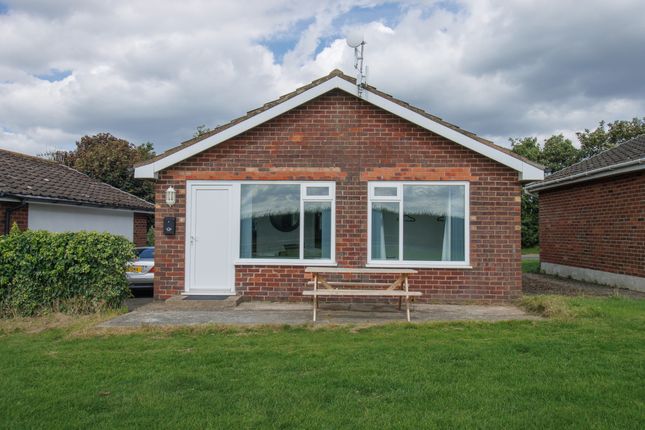 2-bed bungalow on 25 , Dolphin Way, Gristhorpe, £70,000