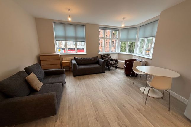 Flat 1, 224-24, High Street, Harrow photo 2