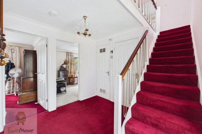 14, RUSSET CLOSE, ROCHESTER photo 2