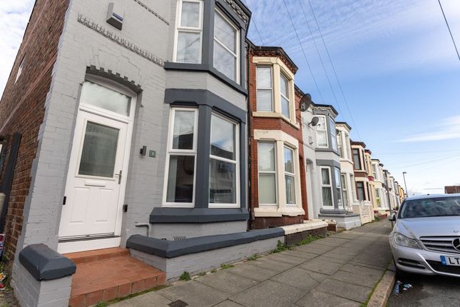 Flat to rent in Cowley Road, Liverpool