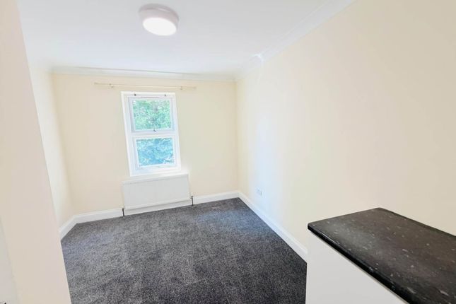 48, Central Avenue, Hayes photo 5