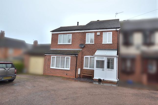 Thumbnail Town house for sale in Charles Street, Sileby, Leicestershire