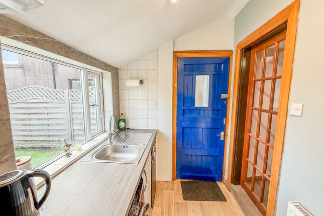 22, George Street, Blairgowrie photo 4