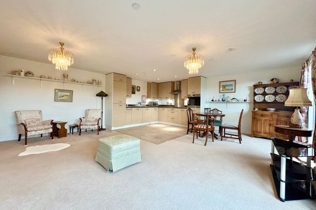The Orangery, Buxton Drive, Bexhill-on-Sea photo 2