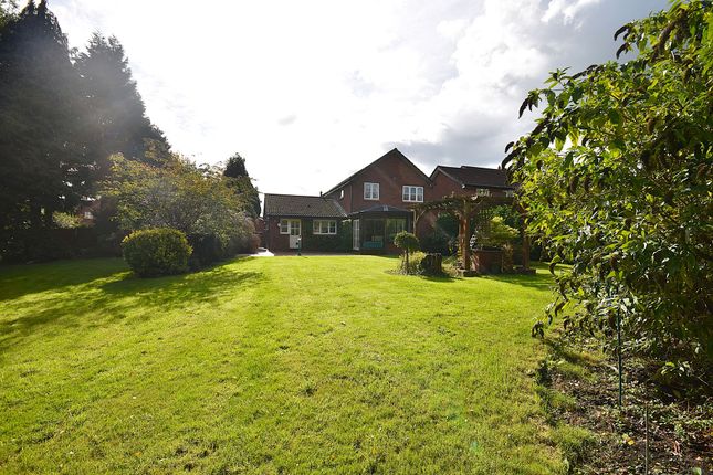 5 Murray Close, Macclesfield photo 4