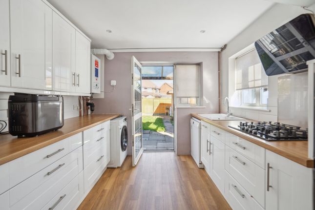 17, Swallow Street, Iver photo 2