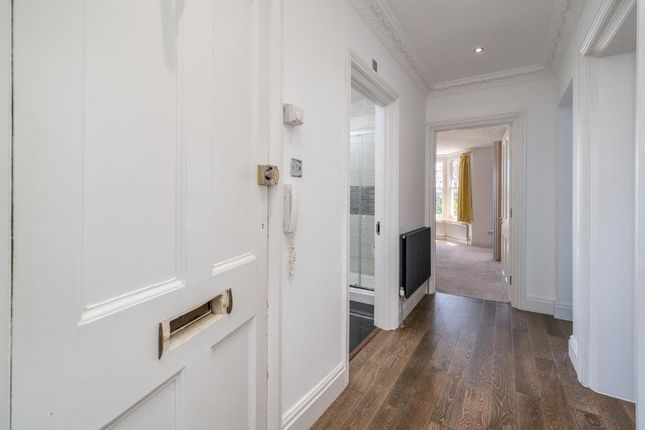 Flat 2, St Hildas Mount, 82, Marsh Lane, London photo 4