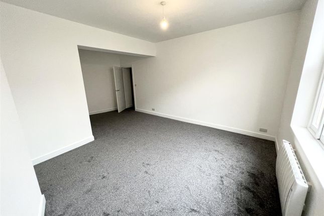 Flat 5, 1, Horninglow Street, Burton-On-Trent photo 3
