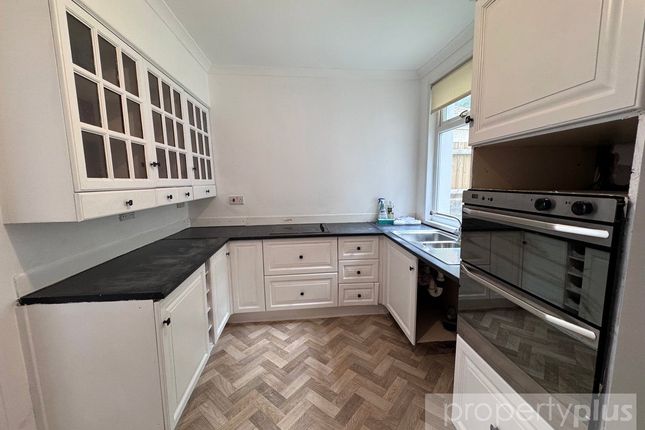 35, Furnace Road, Rhondda Cynon Taff photo 4