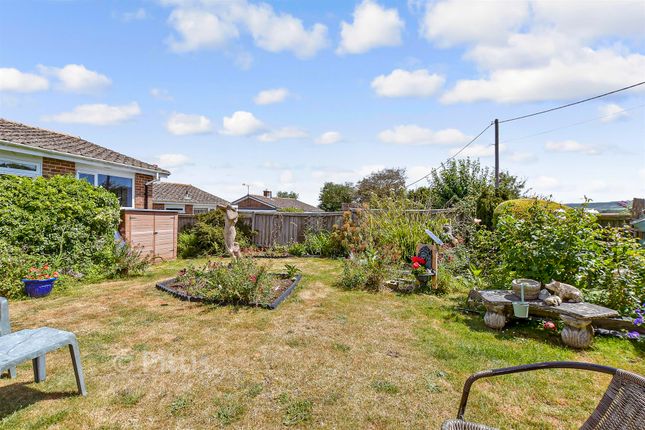 14, Ronstan Gardens, Freshwater photo 3