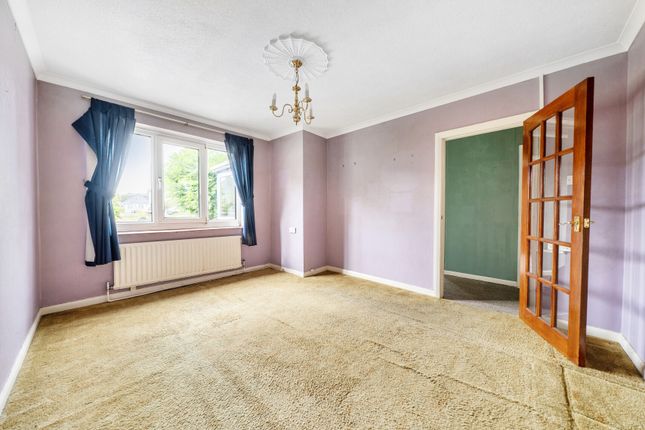 12, Lodge Close, Orpington photo 4