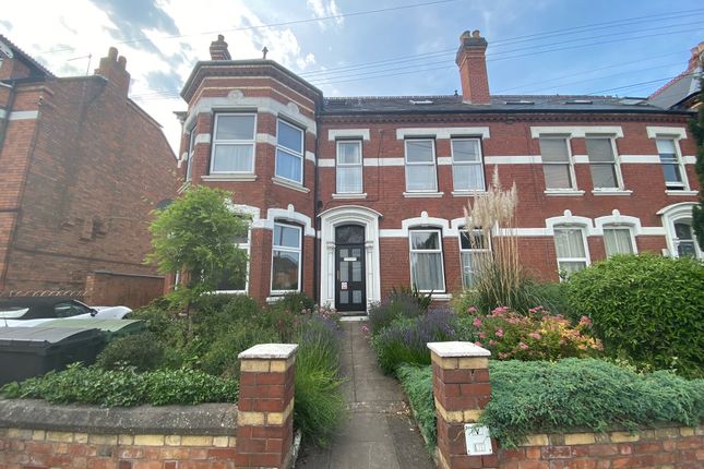 Thumbnail Flat to rent in Droitwich Road, Worcester