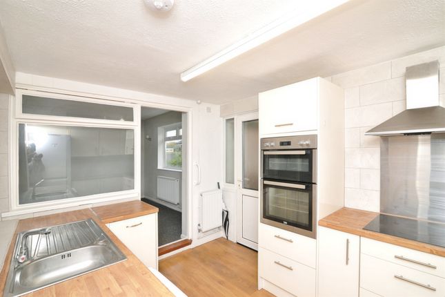 87, Ashford Road, Hastings photo 4