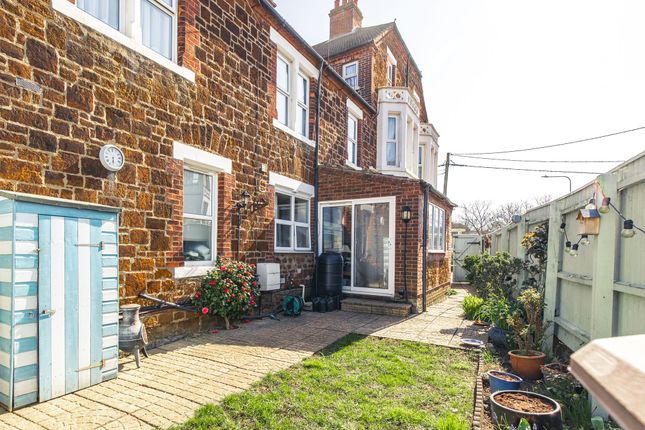 Ellinbrook, 37 Avenue Road, Hunstanton photo 3