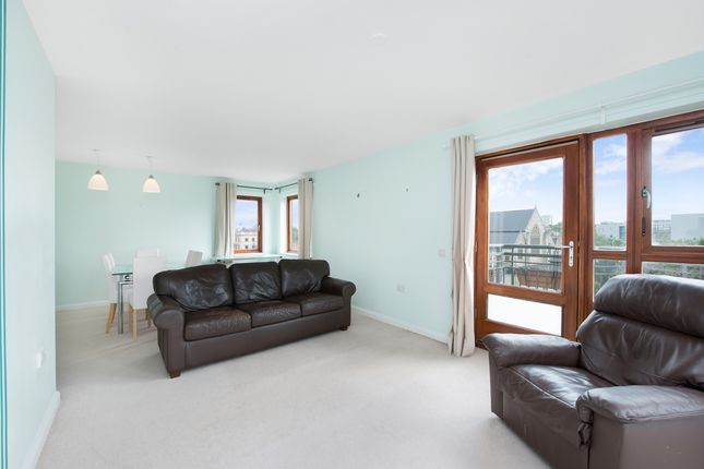 Flat 18, 81, Tarling Street, London photo 3