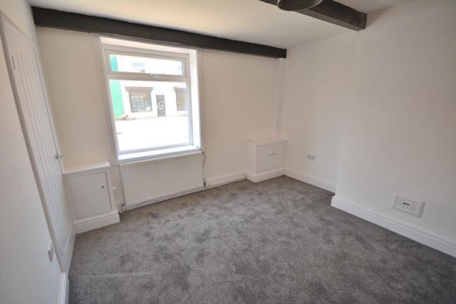 428, Walmersley Road, Bury photo 2