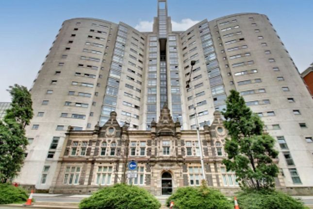 1-bed flat on Flat 5 Altolusso, Bute Terrace, Cardiff, £105,000