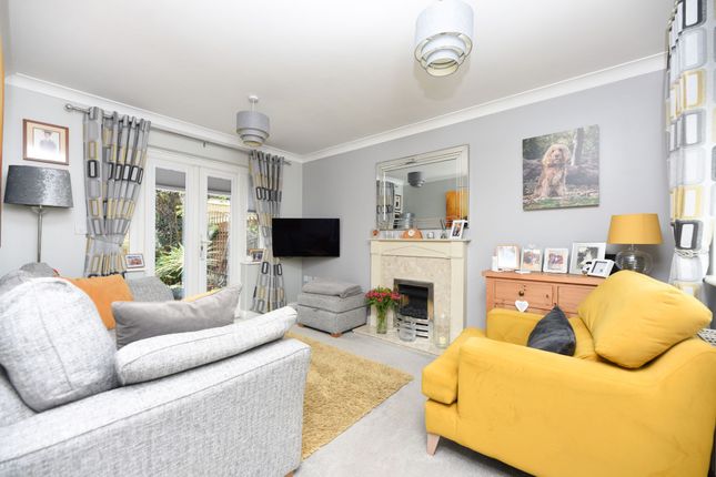 1 Meadow Rise, Huntingdon photo 3
