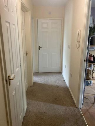 57, Philmont Court, Coventry photo 3