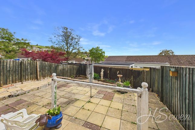 54, Velland Avenue, Torquay photo 2
