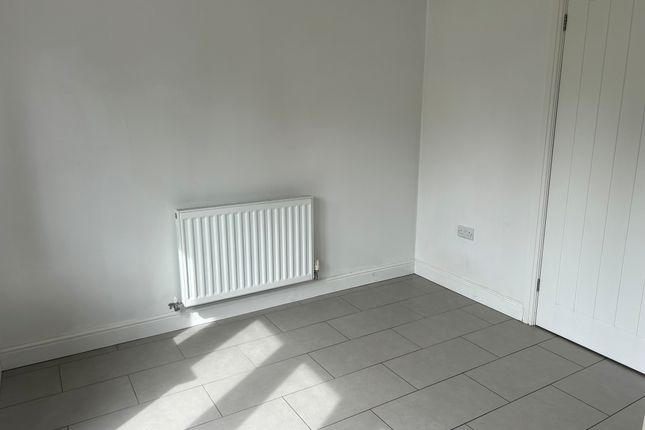 3, Nottingham photo 4