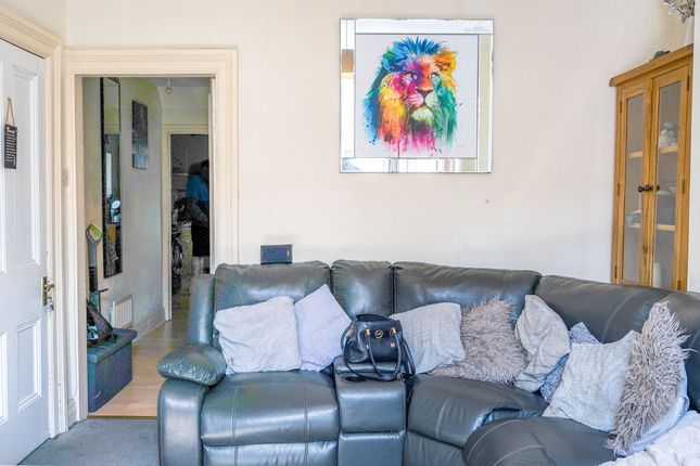8, Boothroyden, Blackpool photo 4