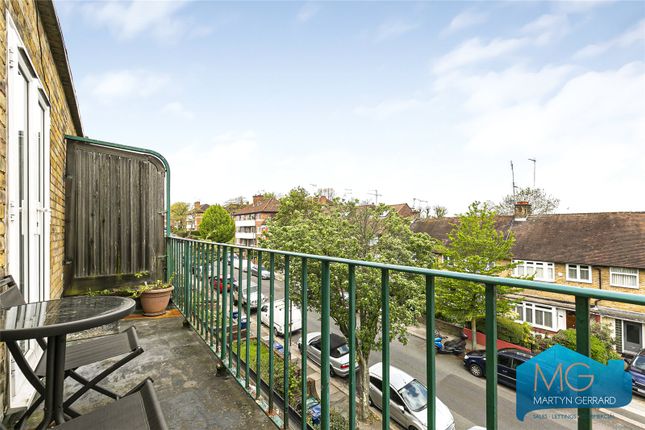 Flat for sale in Wilton Road, Muswell Hill, London