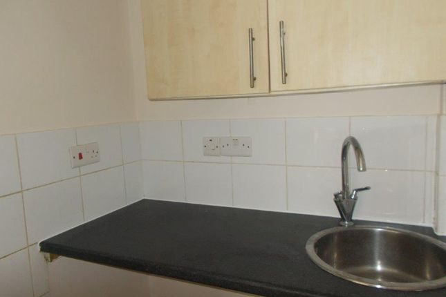 Flat 1, 10, Grosvenor Road, Southampton photo 2