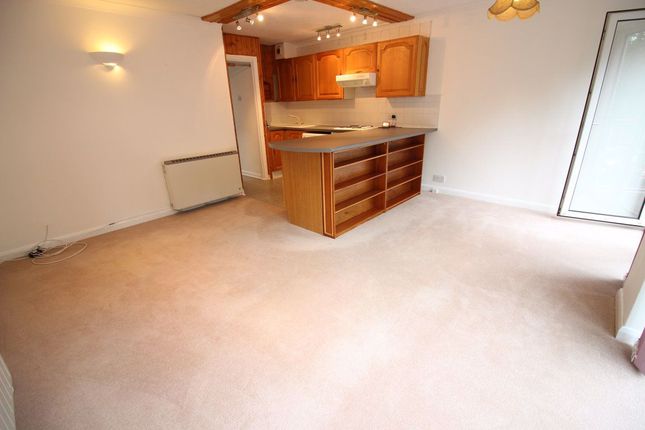 Thumbnail Maisonette to rent in The Larches, Bushey