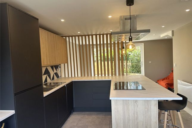 49 Newsome Road, Huddersfield photo 3