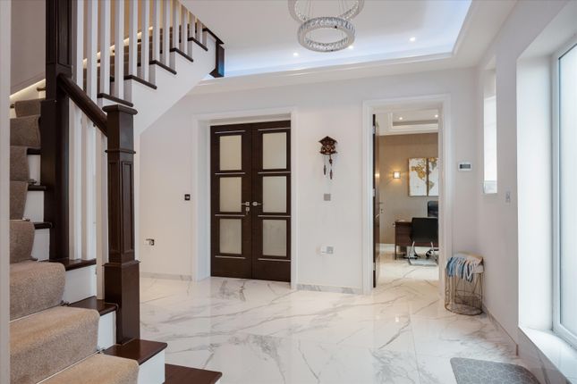 Beaufort Road, London photo 3