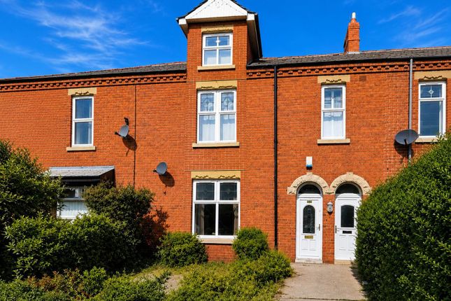 2-bed flat on 48, Hayward Avenue, Whitley Bay, £75,000